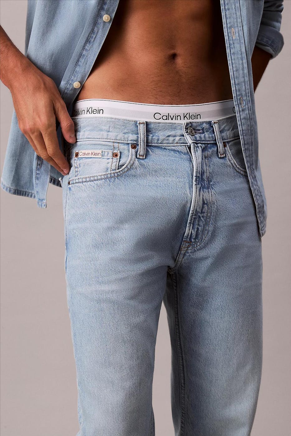 Calvin Klein Jeans - Lichtblauwe Iceland straight jeans