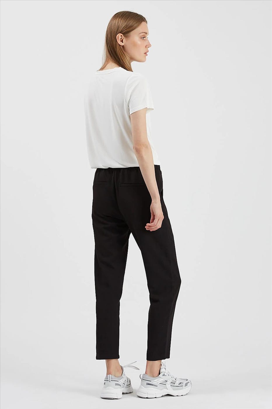 Minimum - Zwarte Tapered Sofja broek
