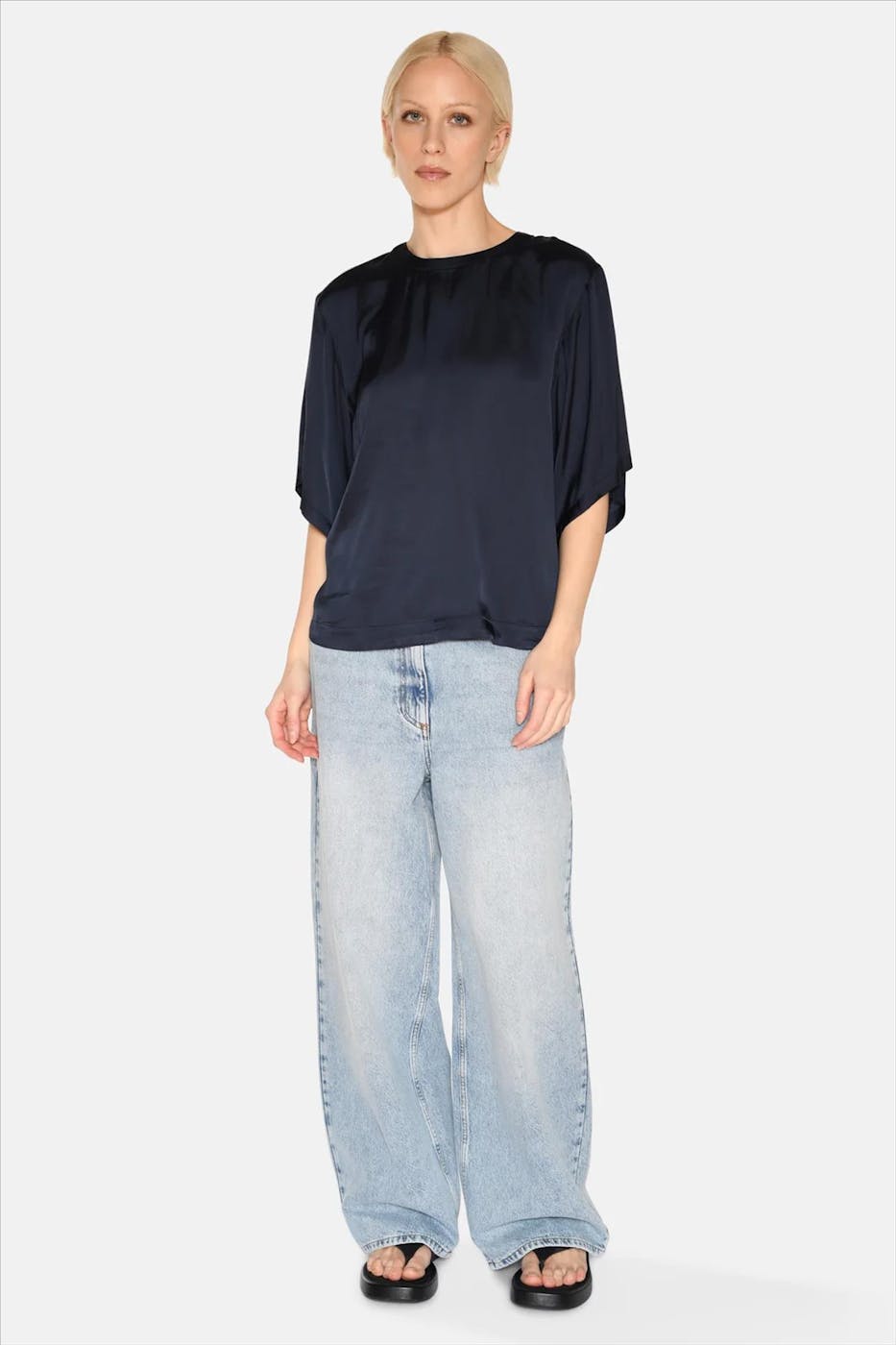 Minimum - Donkerblauwe Janey blouse