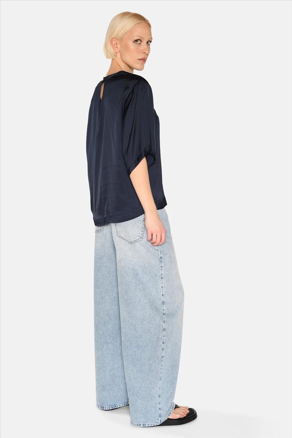 Minimum - Donkerblauwe Janey blouse