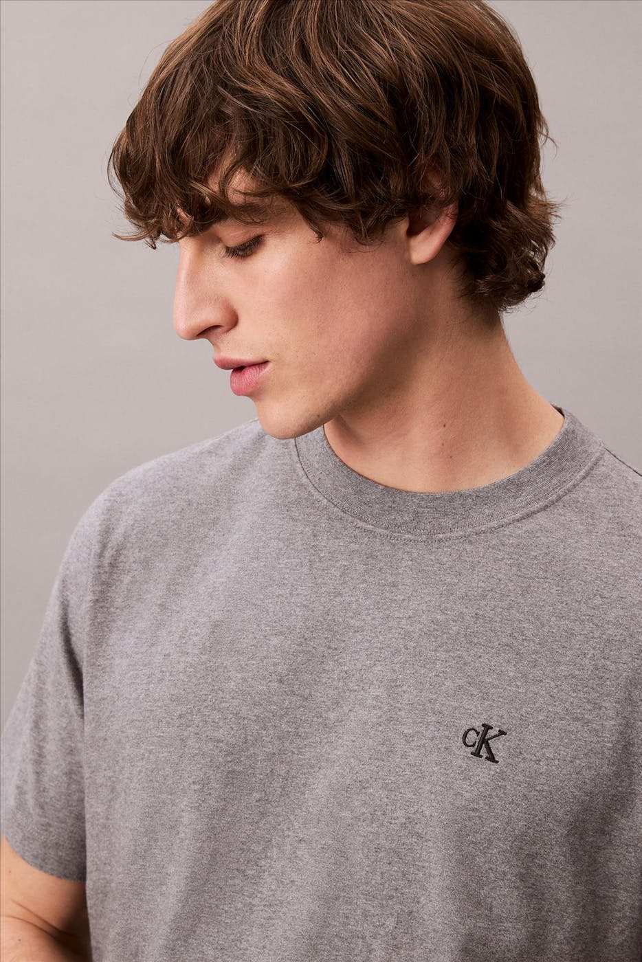 Calvin Klein Jeans - Grijze Monogram Logo T-shirt