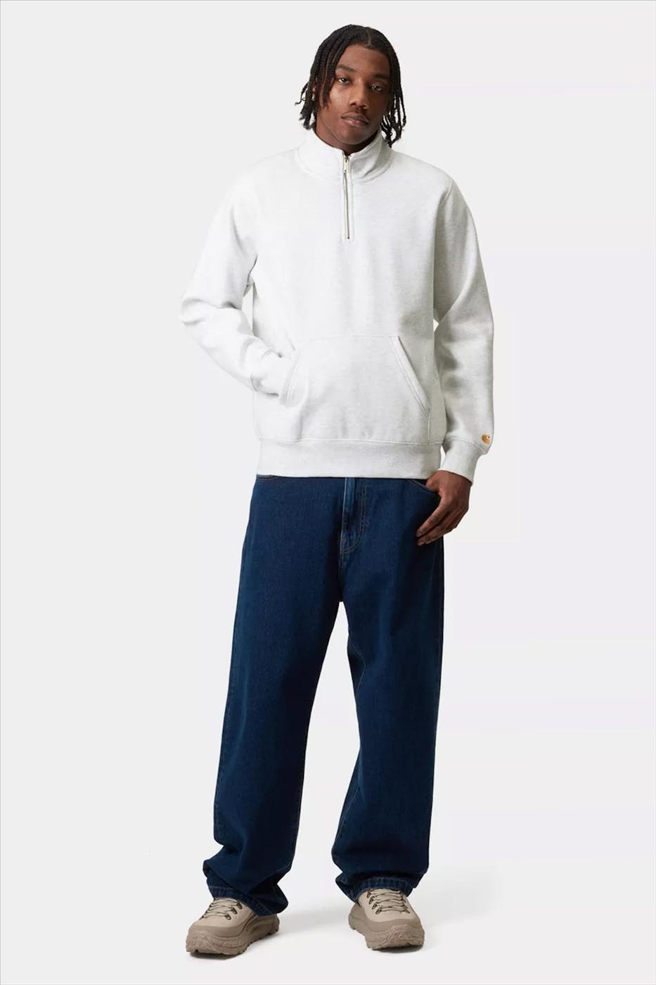 Carhartt WIP - Lichtgrijze Chase Neck Zip sweater