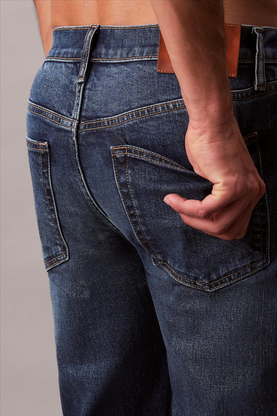 Calvin Klein Jeans - Donkerblauwe Sahara slim taper jeans