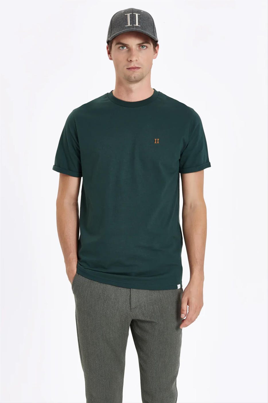 LES DEUX - Donkergroene Nørregaard T-shirt
