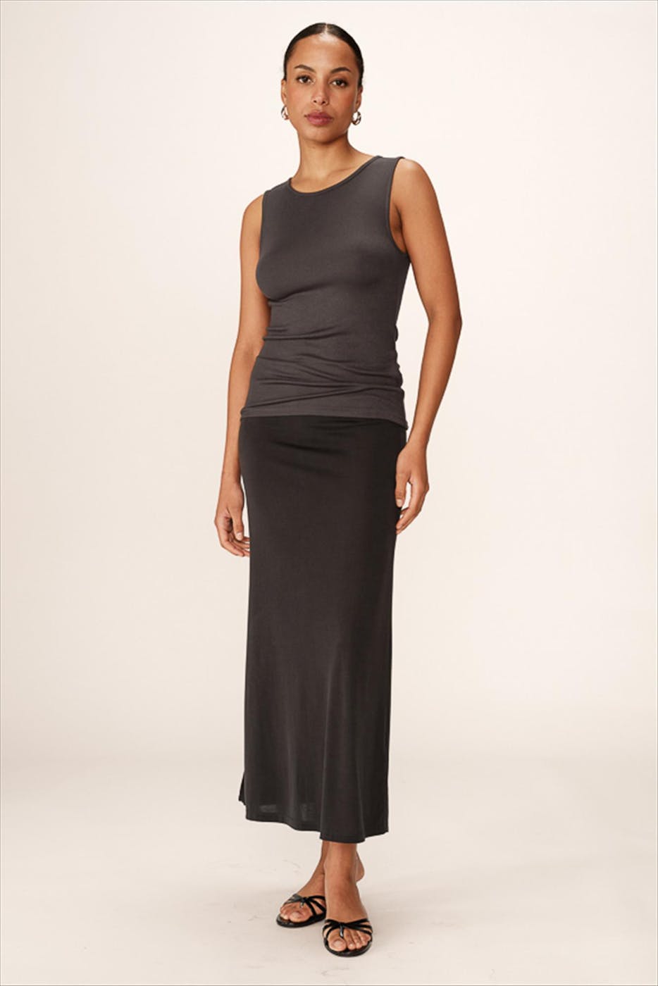 Grace & Mila - Donkergrijze Paulin top