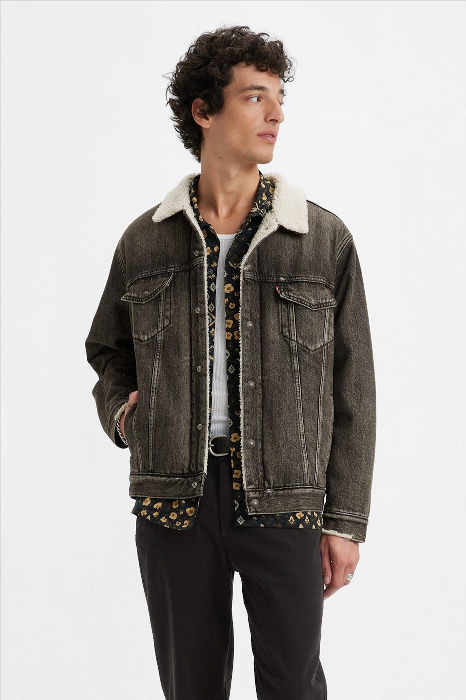 Levi's - Donkergrijze Relaxed Sherpa trucker jacket