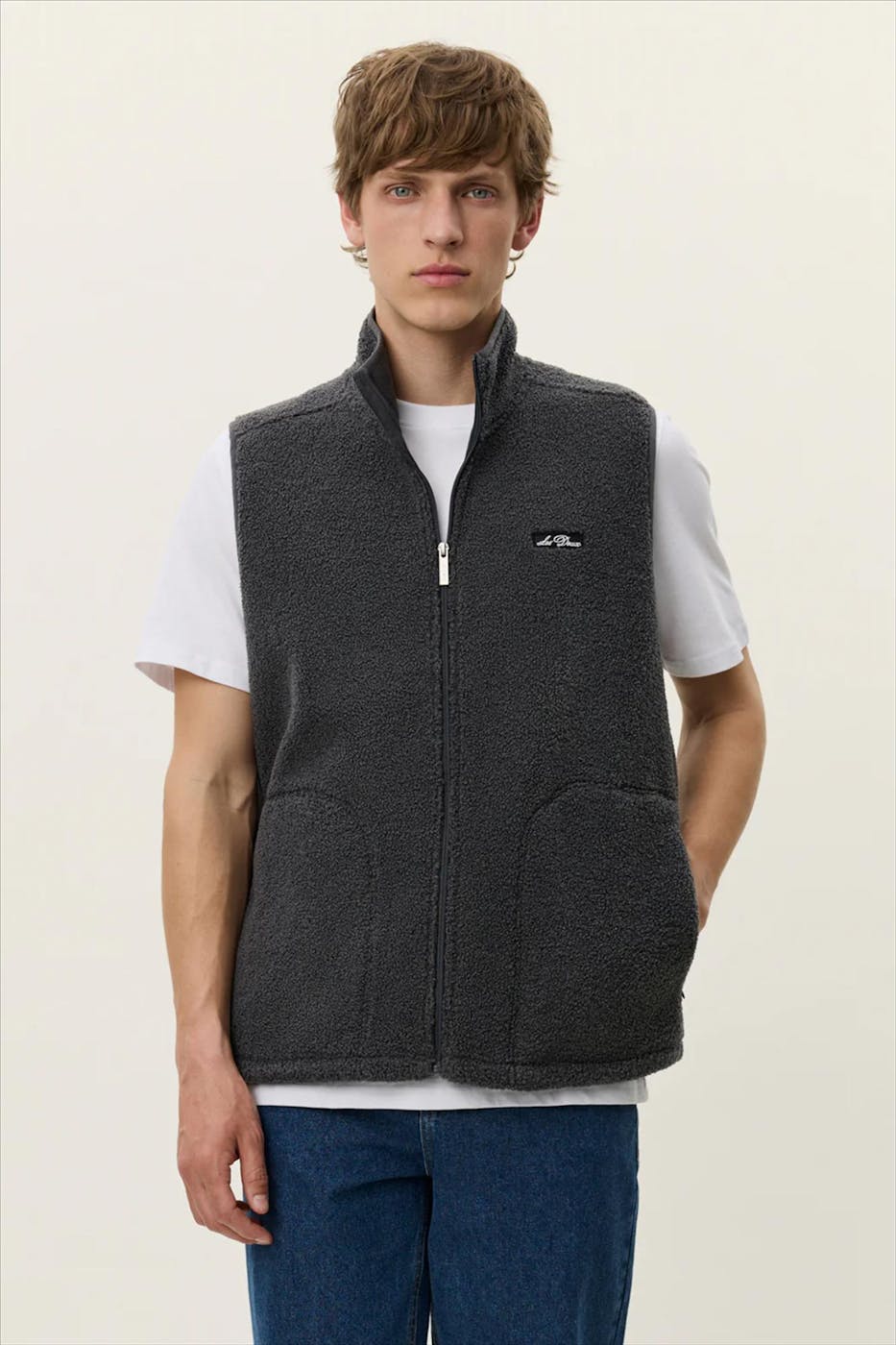 LES DEUX - Donkergrijze Creed Teddy vest