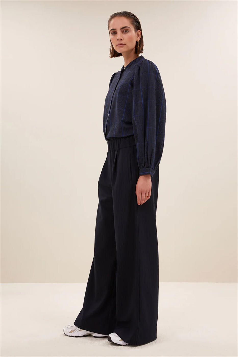 BY BAR - Donkerblauwe Rikki Check blouse