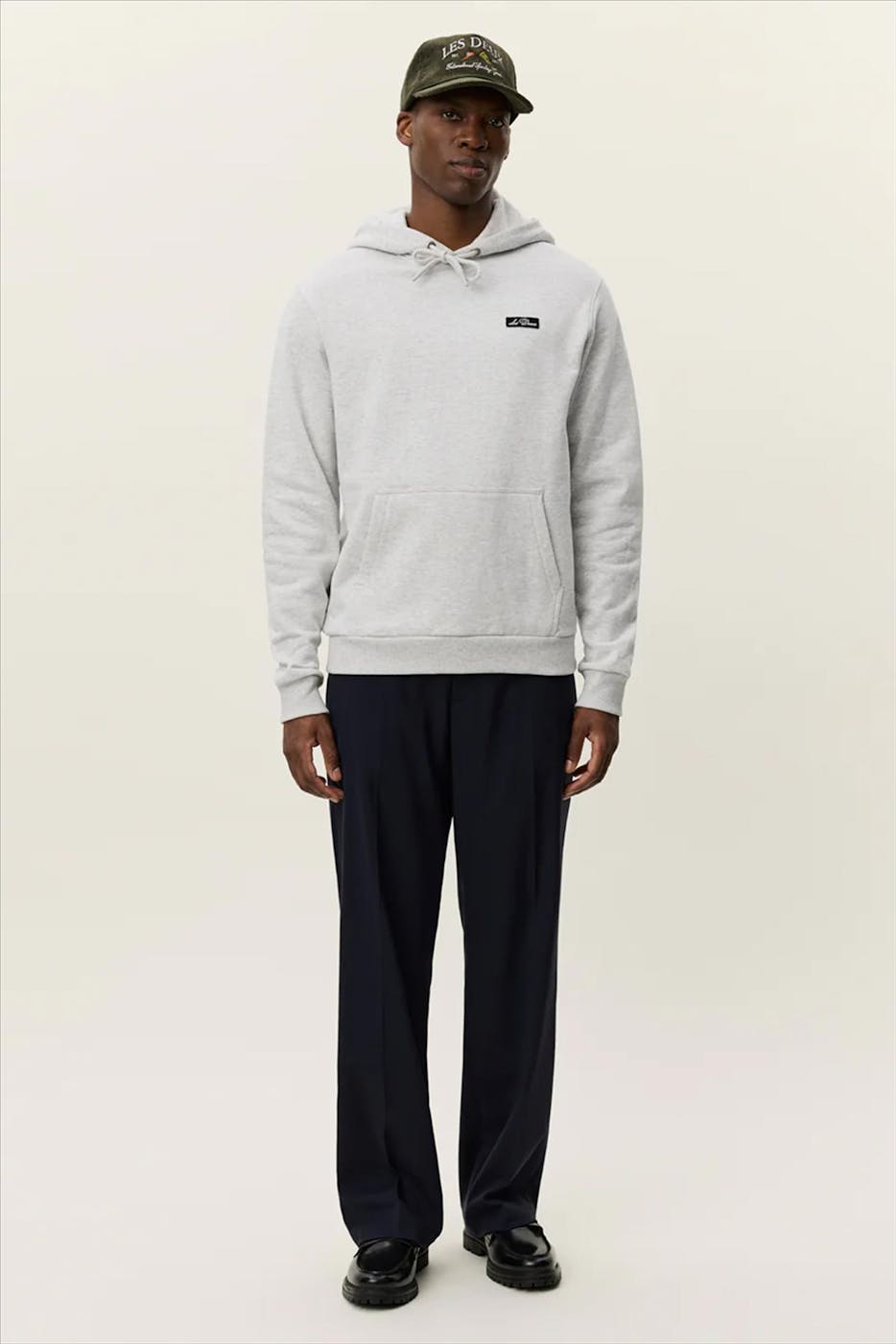 LES DEUX - Lichtgrijze Patch hoodie