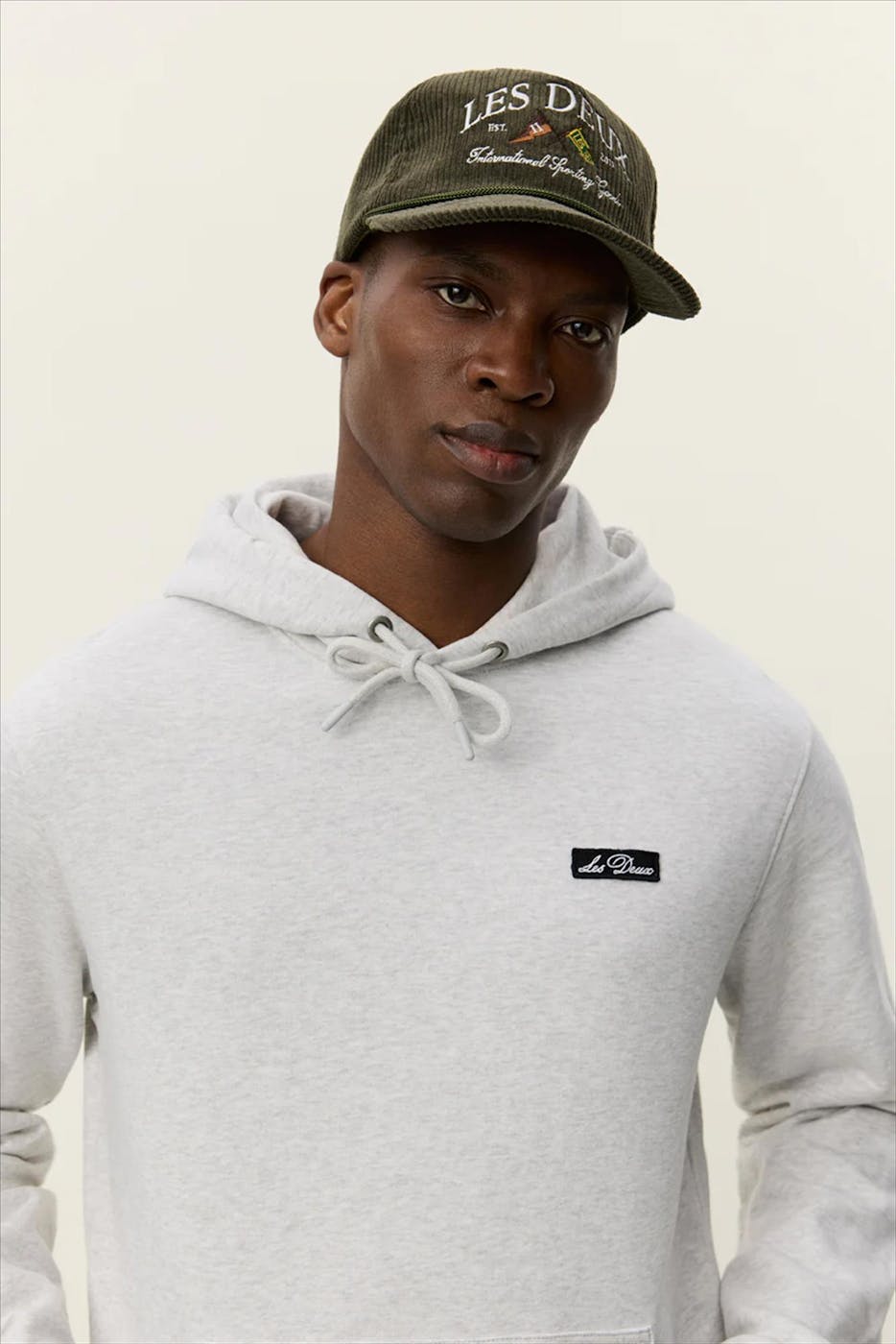 LES DEUX - Lichtgrijze Patch hoodie