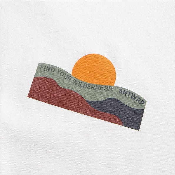 Antwrp - Witte Find Your Wilderness T-shirt