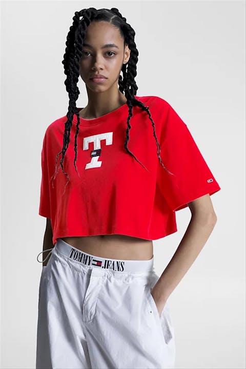 Tommy Jeans - Rode Cropped Letterman T-shirt