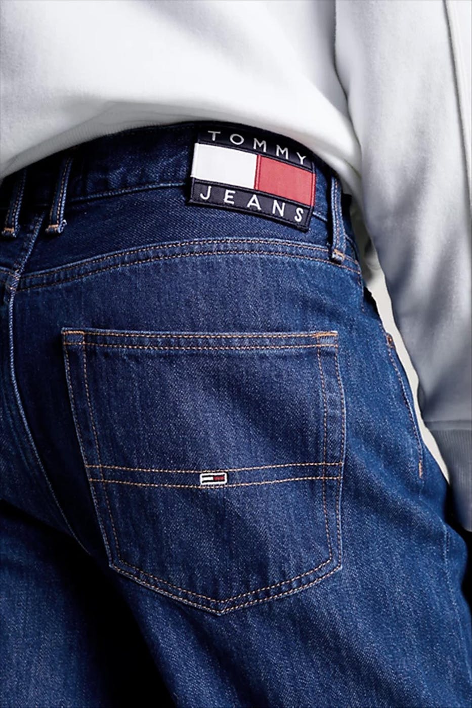 Tommy Jeans - Donkerblauwe Isaac jeans