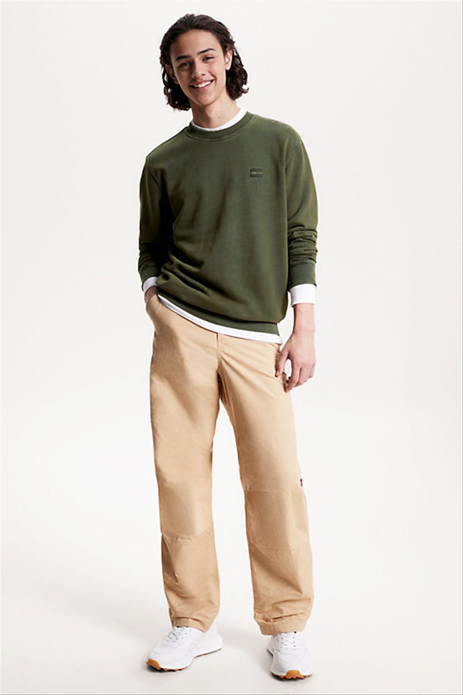Tommy Jeans - Kaki Tonal Badge sweater