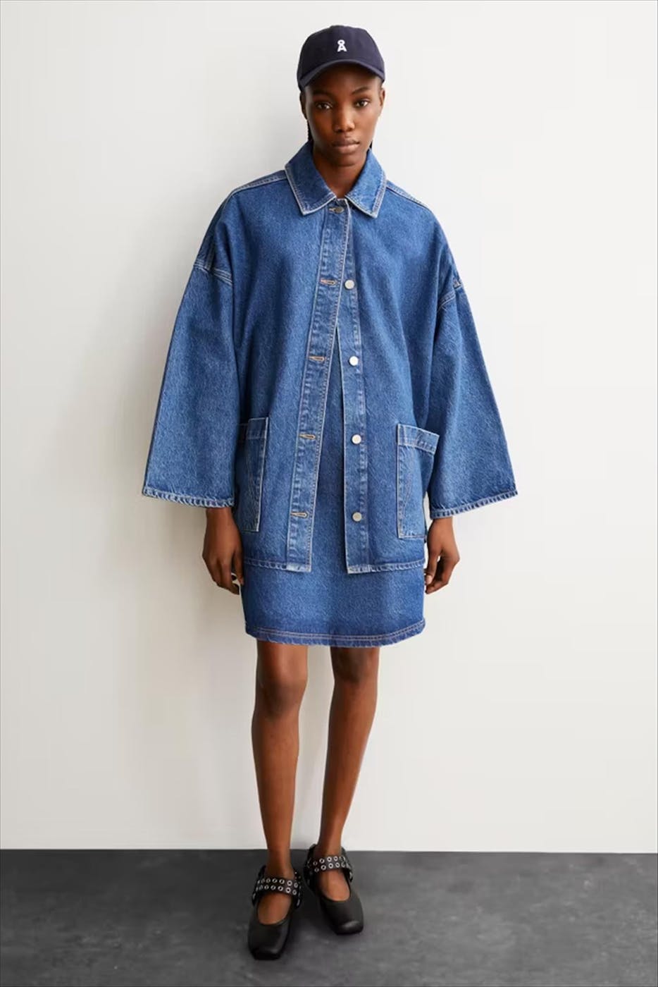 Armed Angels - Blauwe Draapy oversized jeansjas
