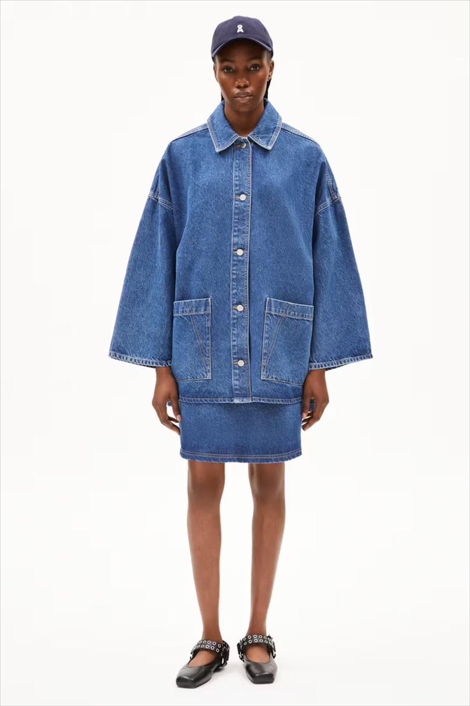 Armed Angels - Blauwe Draapy oversized jeansjas