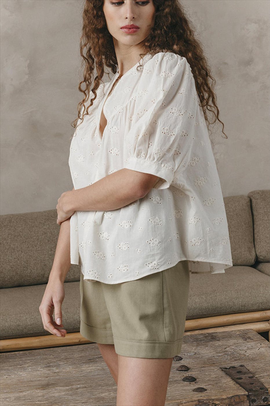Grace & Mila - Beige Jade blouse
