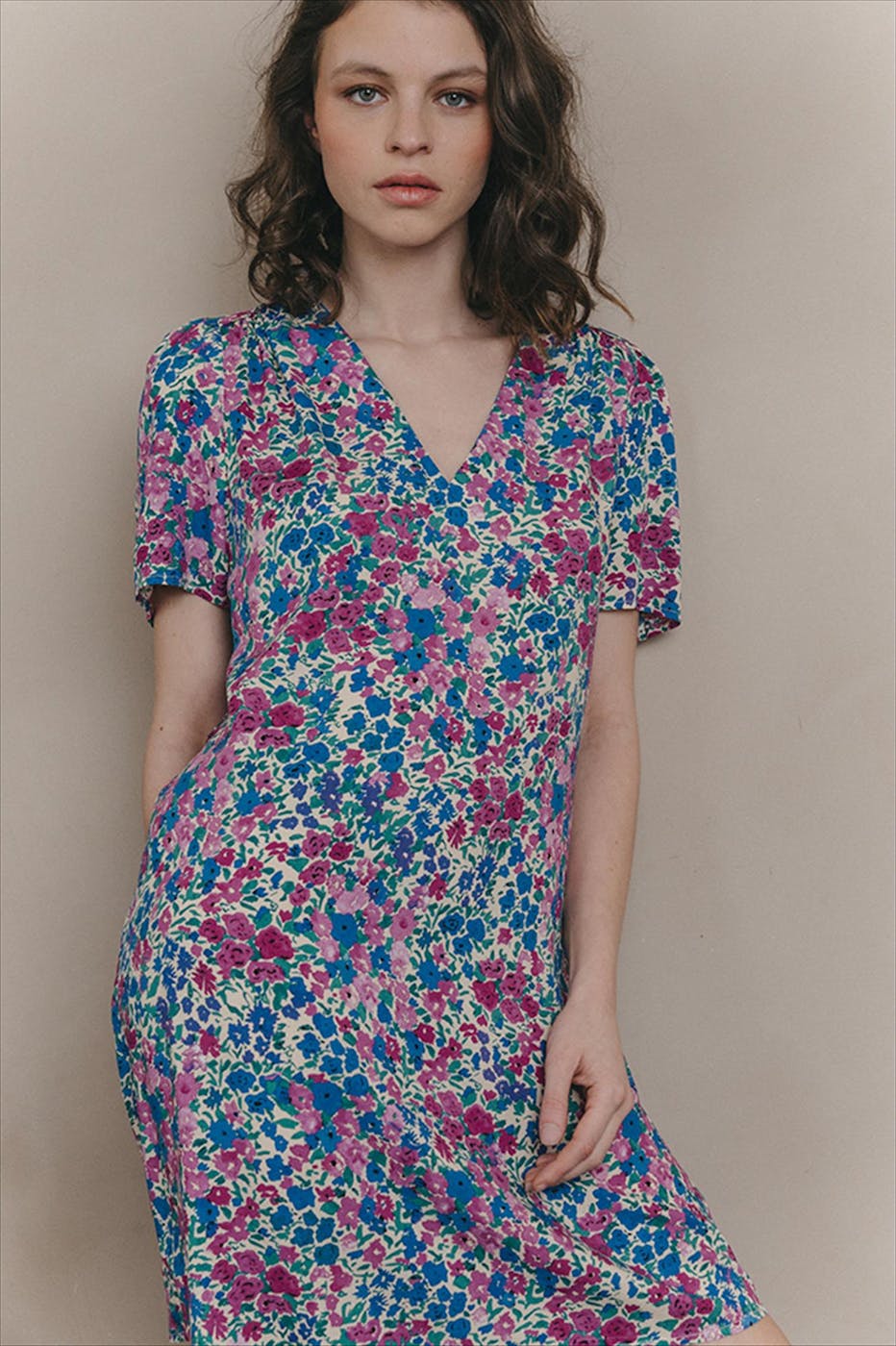 Grace & Mila - Beige-blauw-paars Jara kleed