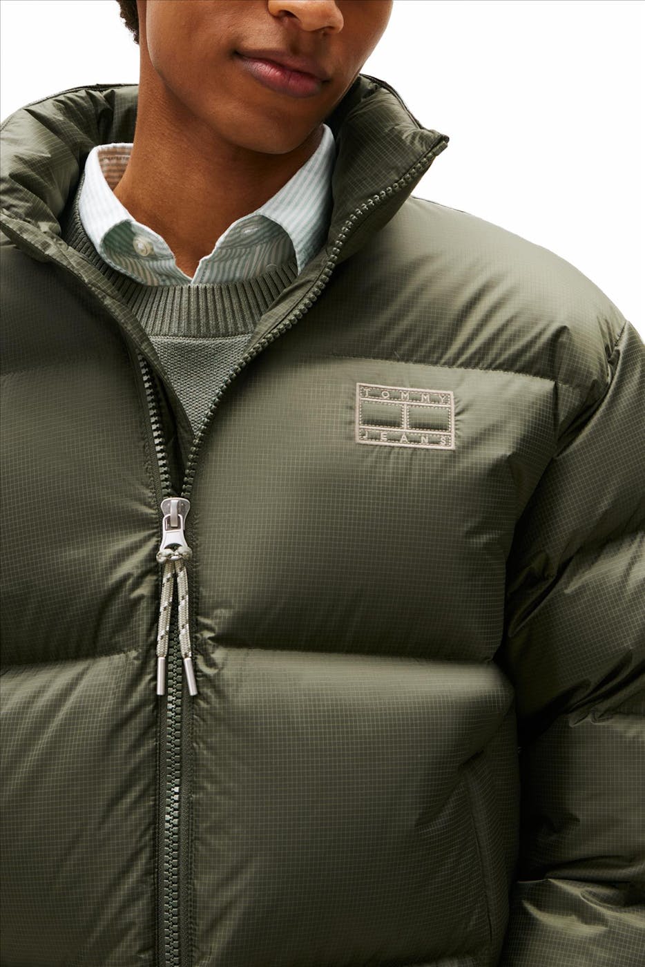 Tommy Jeans - Kaki Alaska pufferjas