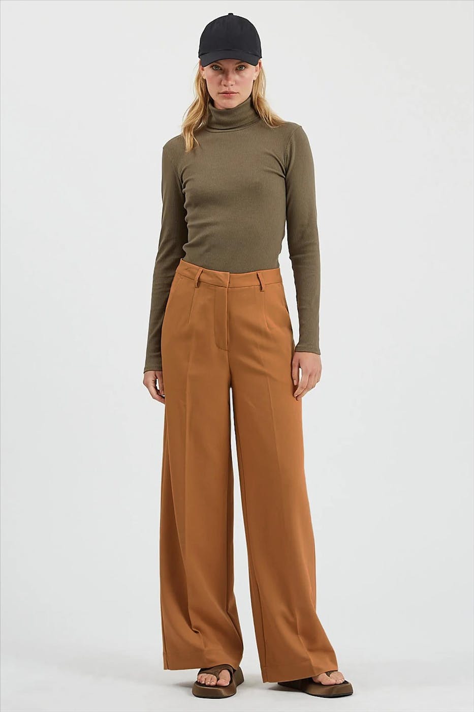 Minimum - Bruine Lessa 2.0 broek