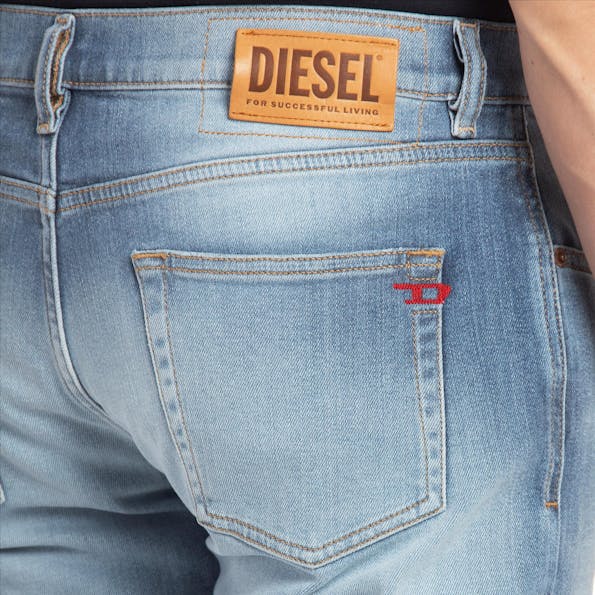 Diesel - Lichtblauwe D-Strukt slim jeans