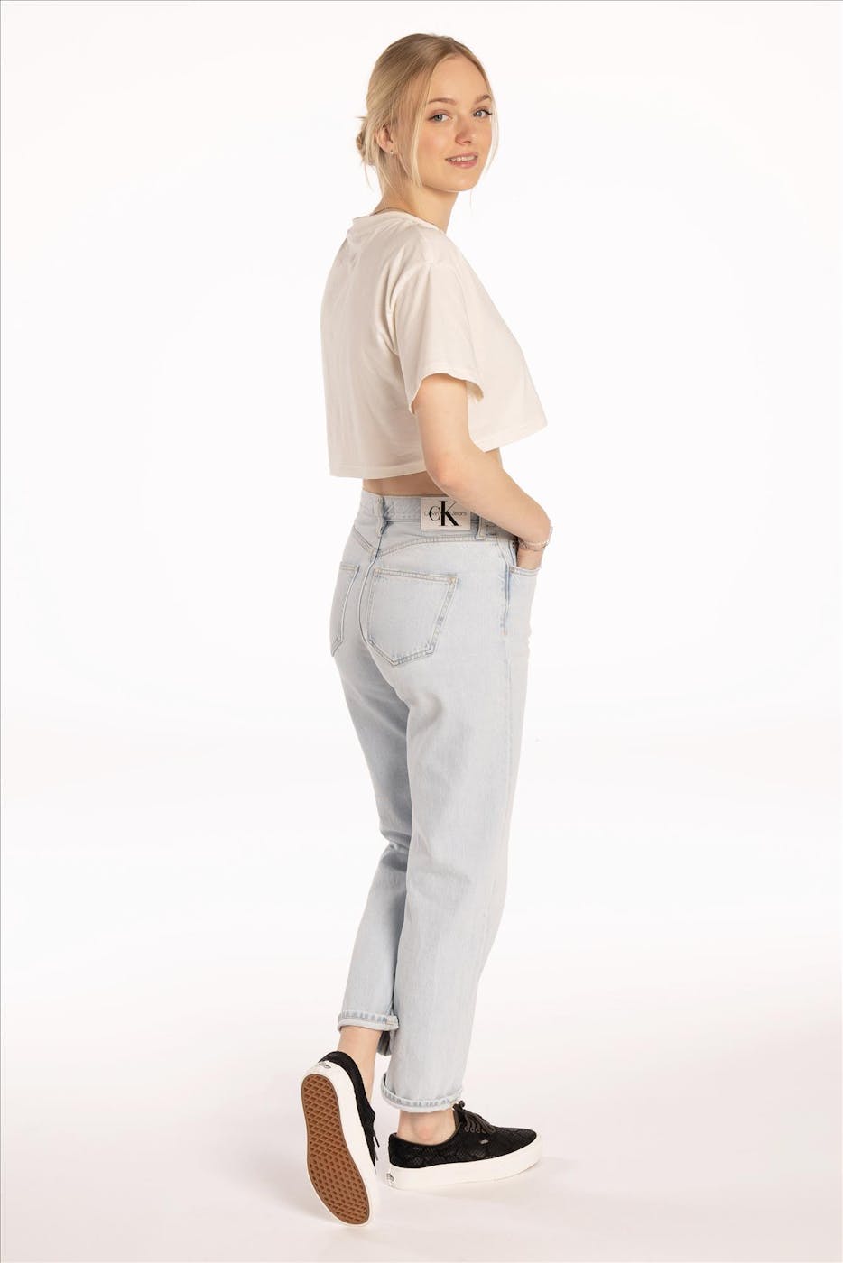 Calvin Klein Jeans - Ecru Cropped Big Logo T-shirt