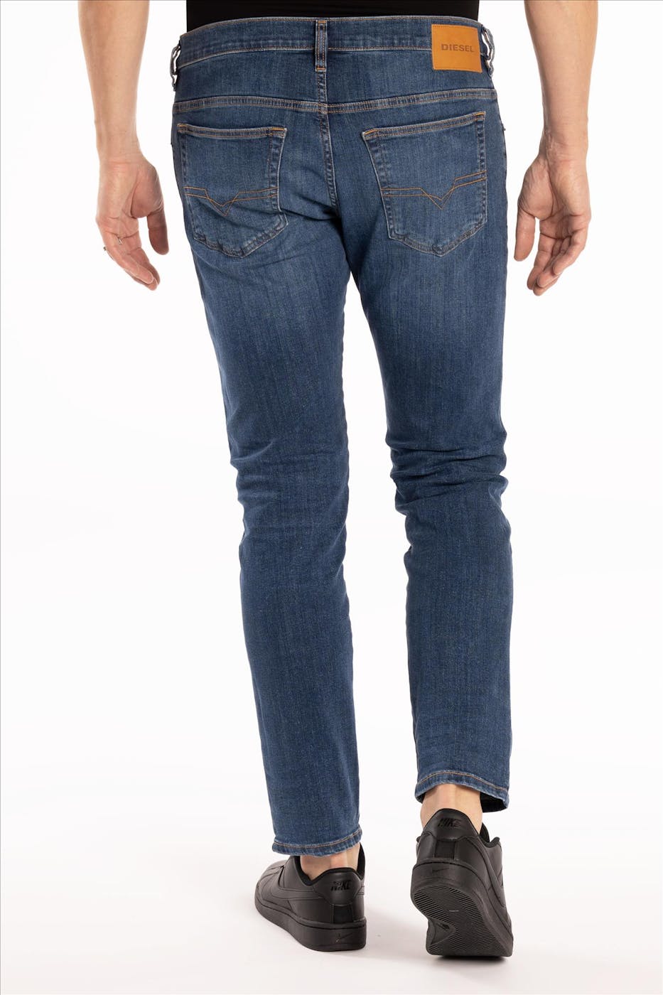 Diesel - Blauwe D-Yennox tapered jeans