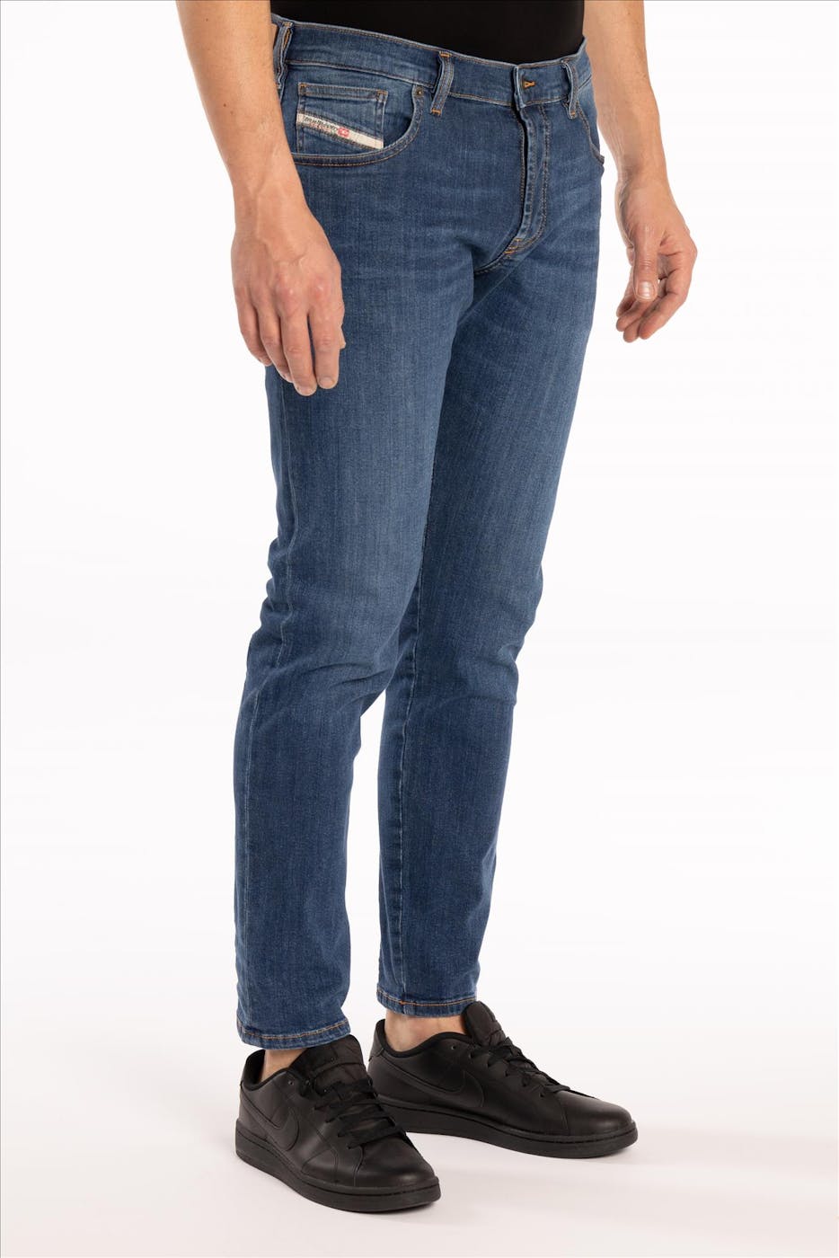 Diesel - Blauwe D-Yennox tapered jeans