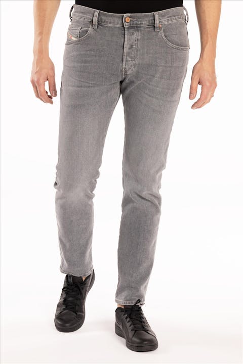 Diesel - Grijze D-Yennox tapered jeans