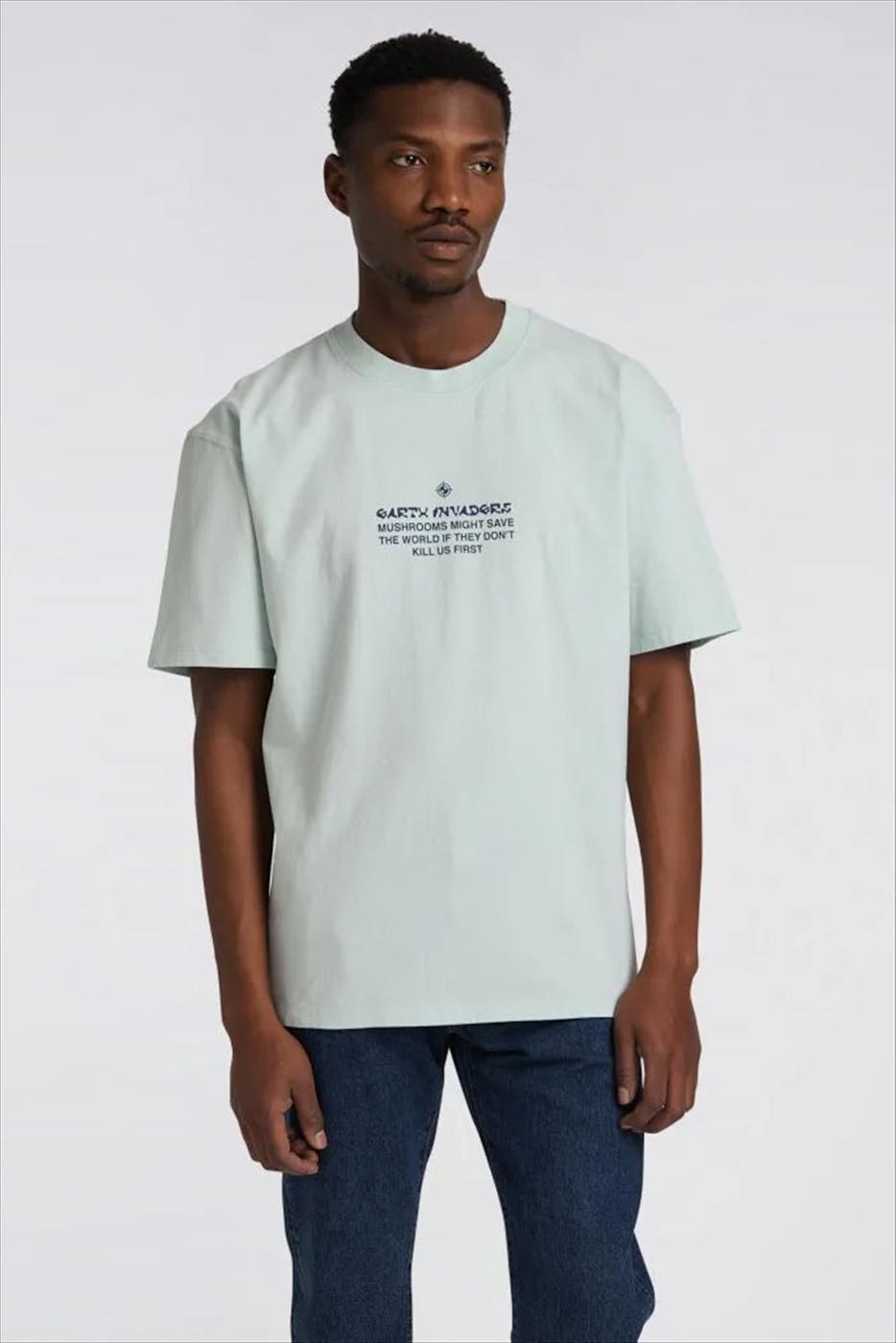 Edwin - Lichtgroene Earth Invaders T-shirt