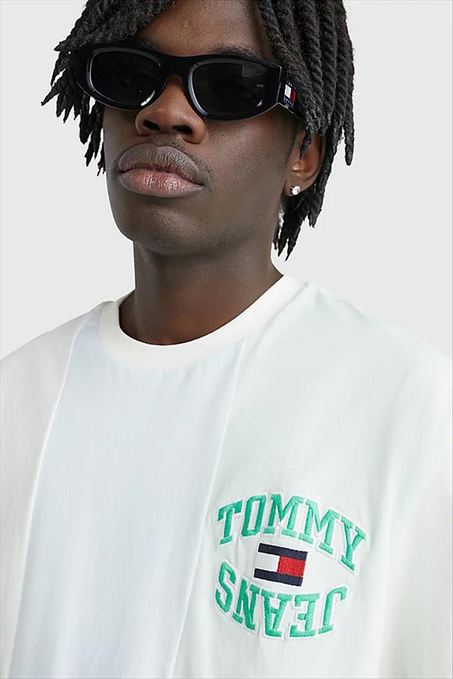 Tommy Jeans - Wit-blauw-groene Skate Stripe T-shirt