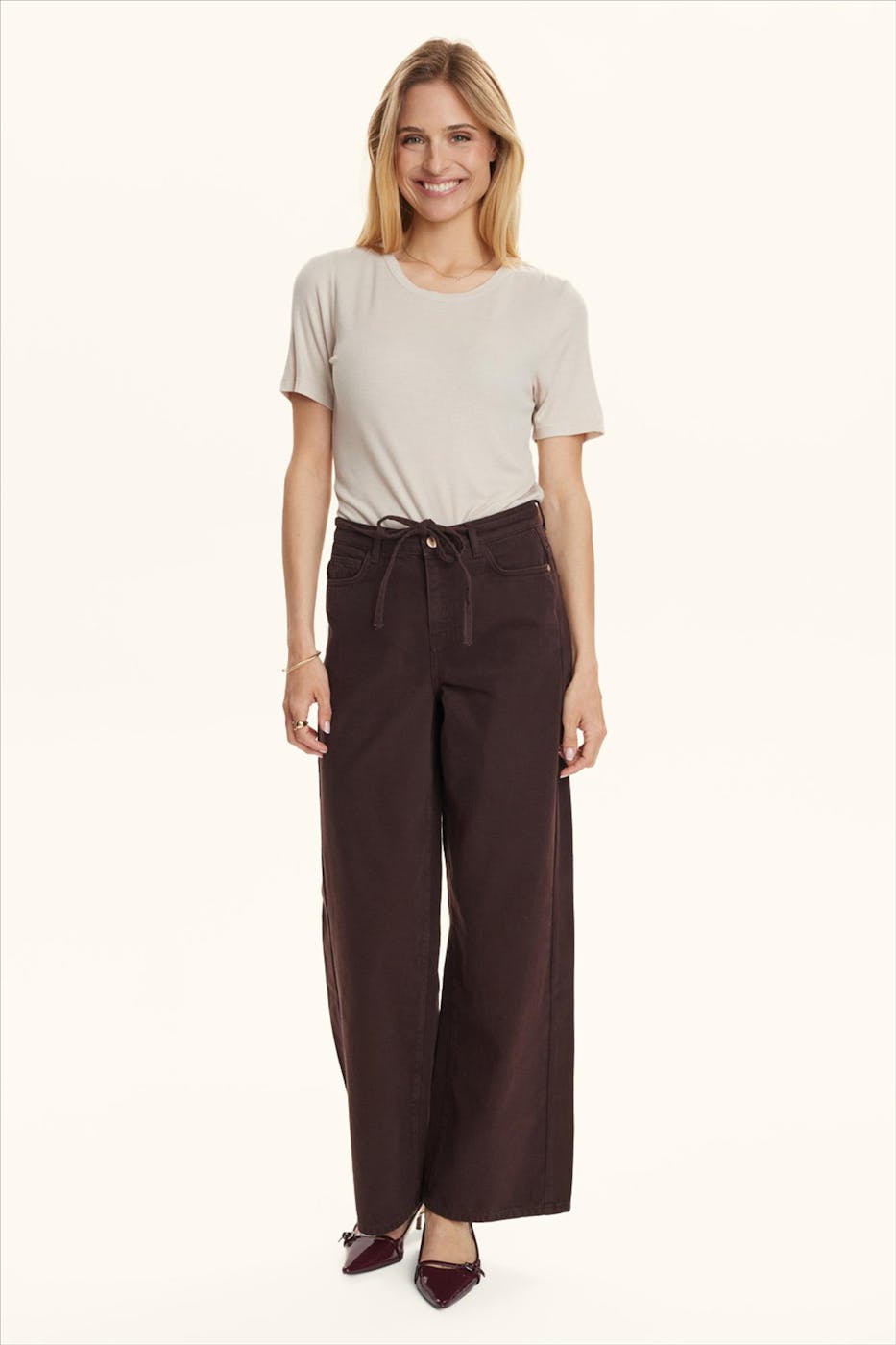 Nümph - Donkerbruine Brooklyn Solid wide jeans