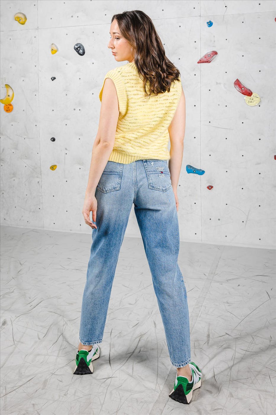 Tommy Jeans - Lichtblauwe Mom Jean straight tapered jeans
