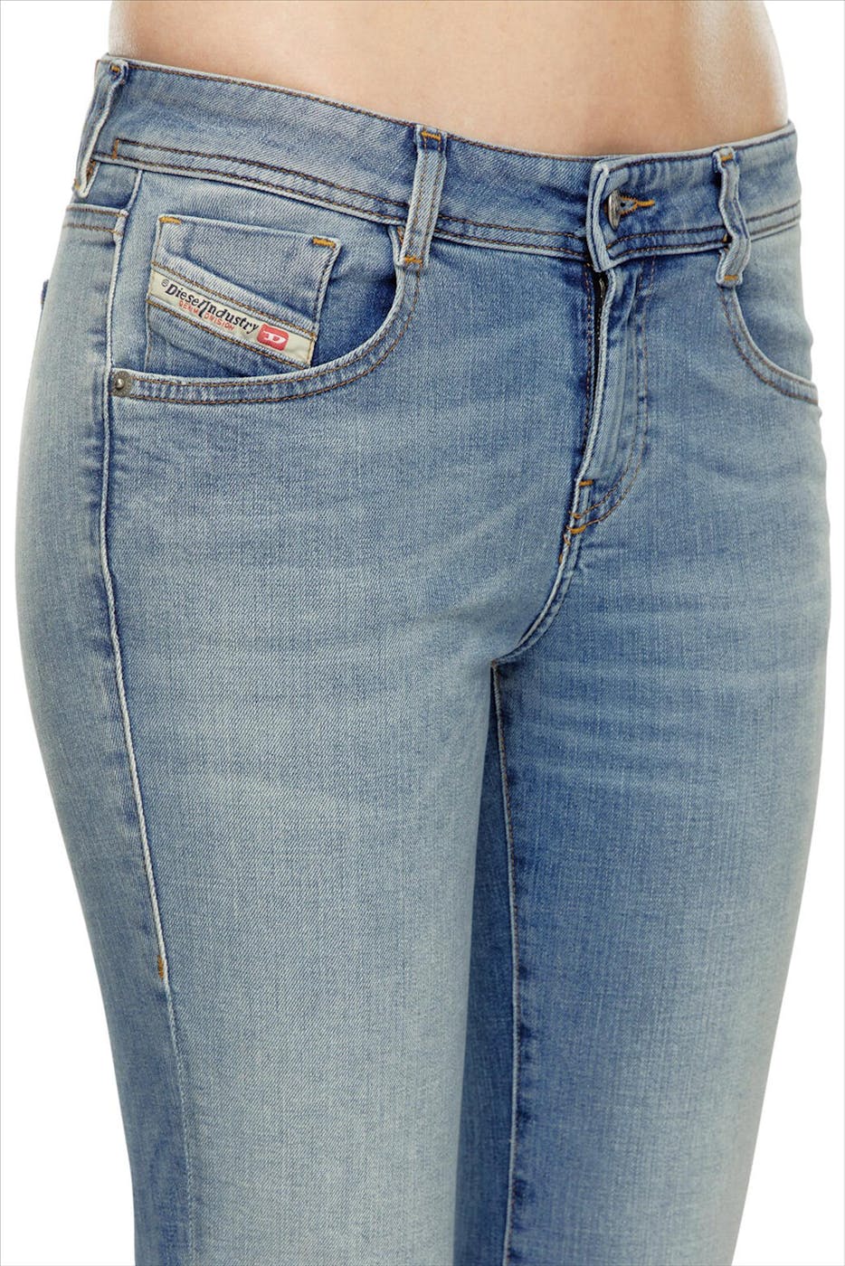 Diesel - Lichtblauwe 1969 D-Ebbey slim bootcut jeans