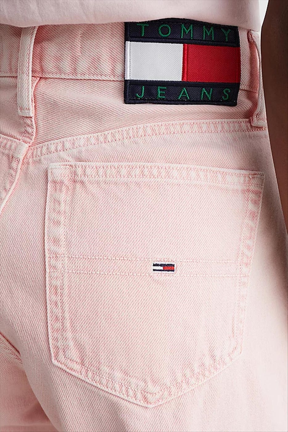Tommy Jeans - Roze Betsy loose fit jeans