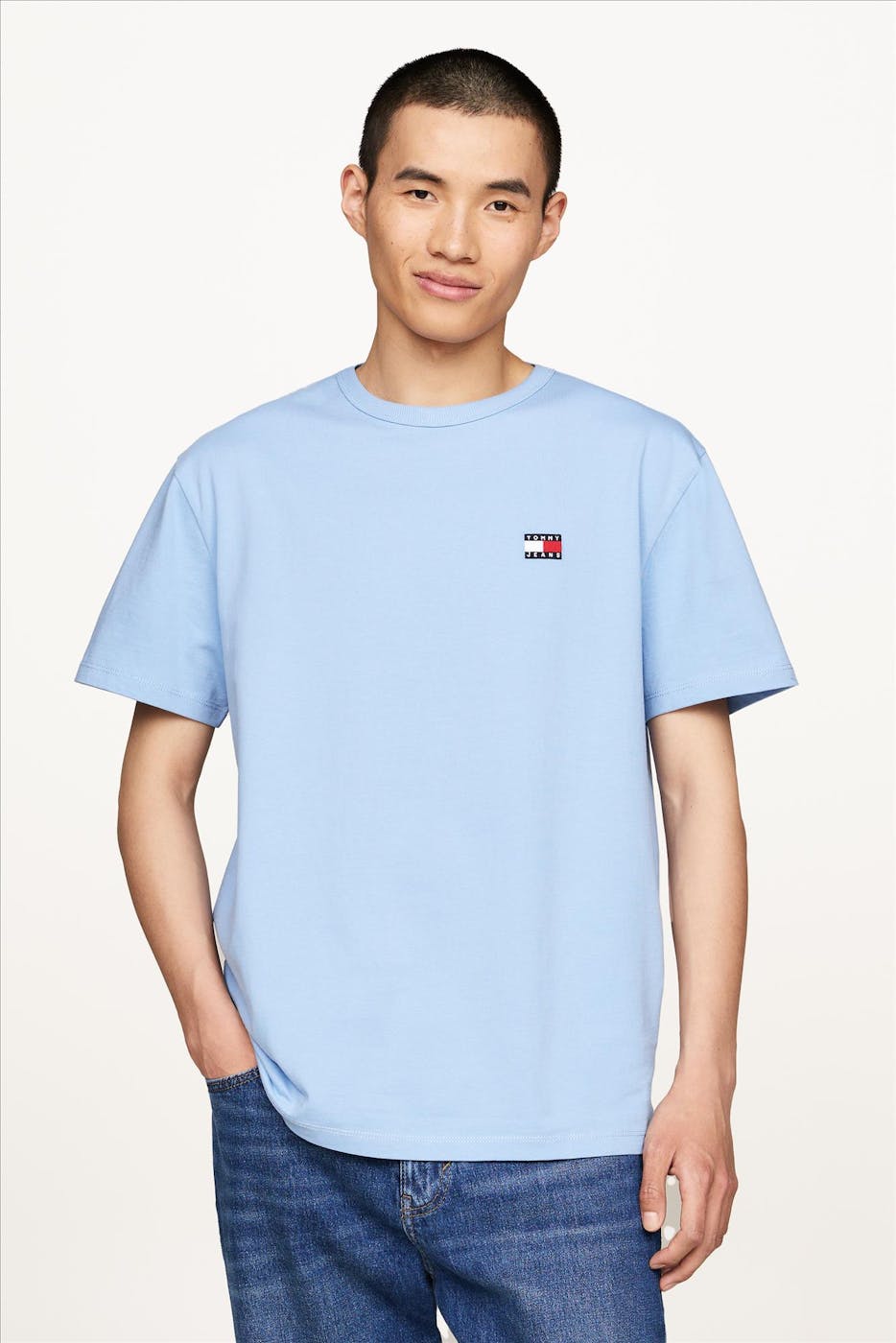 Tommy Jeans - Lichtblauwe Badge T-shirt