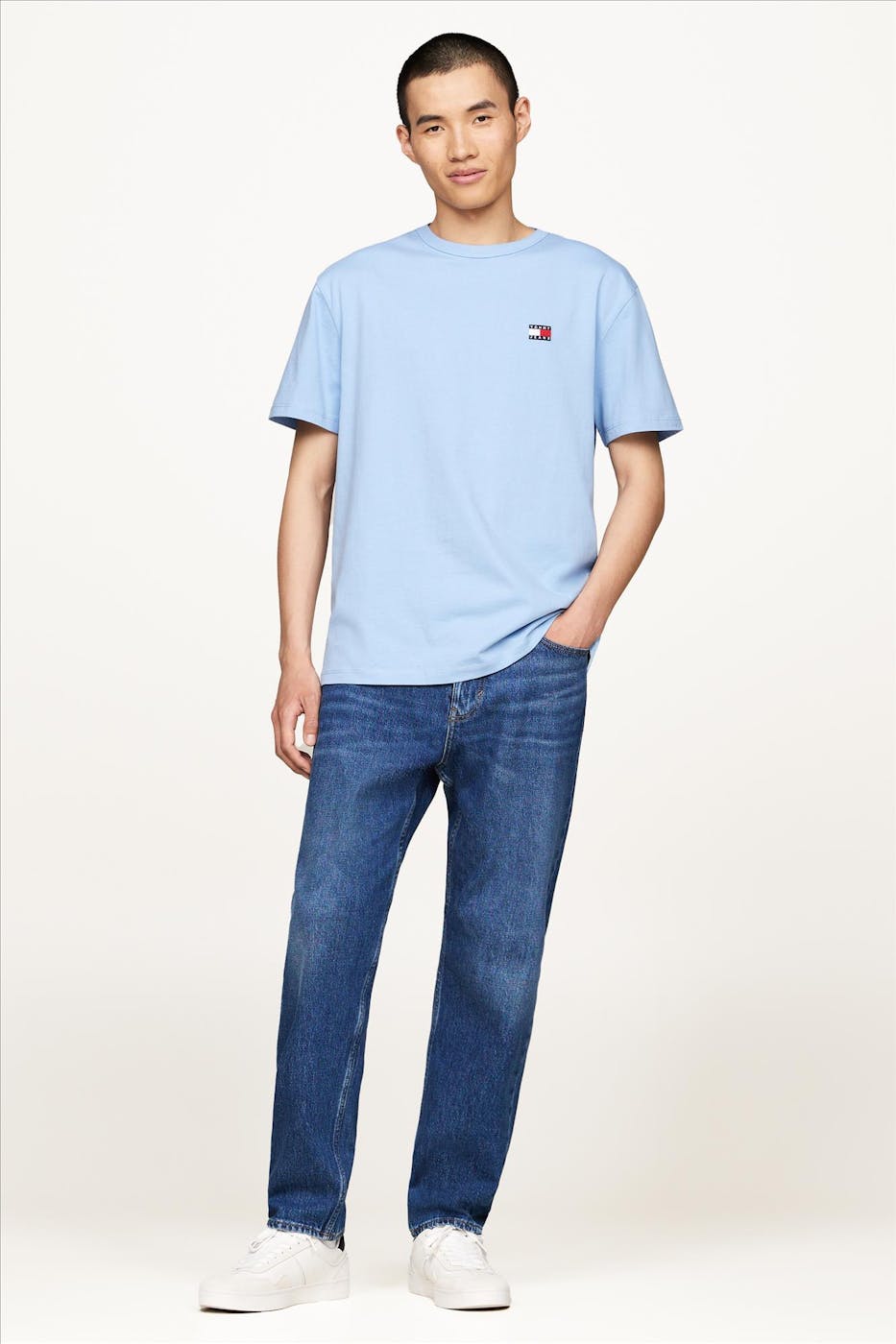Tommy Jeans - Lichtblauwe Badge T-shirt