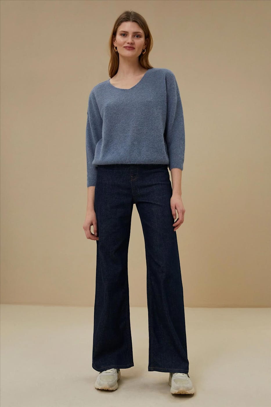 BY BAR - Lichtblauwe Liv trui