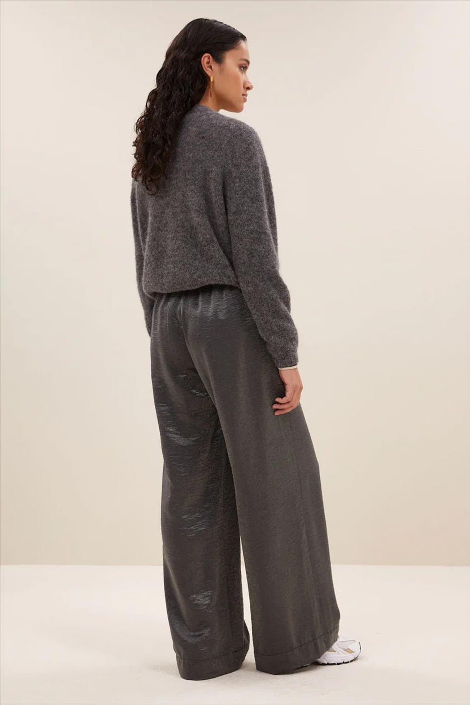 BY BAR - Donkergrijze Benji Metallic broek