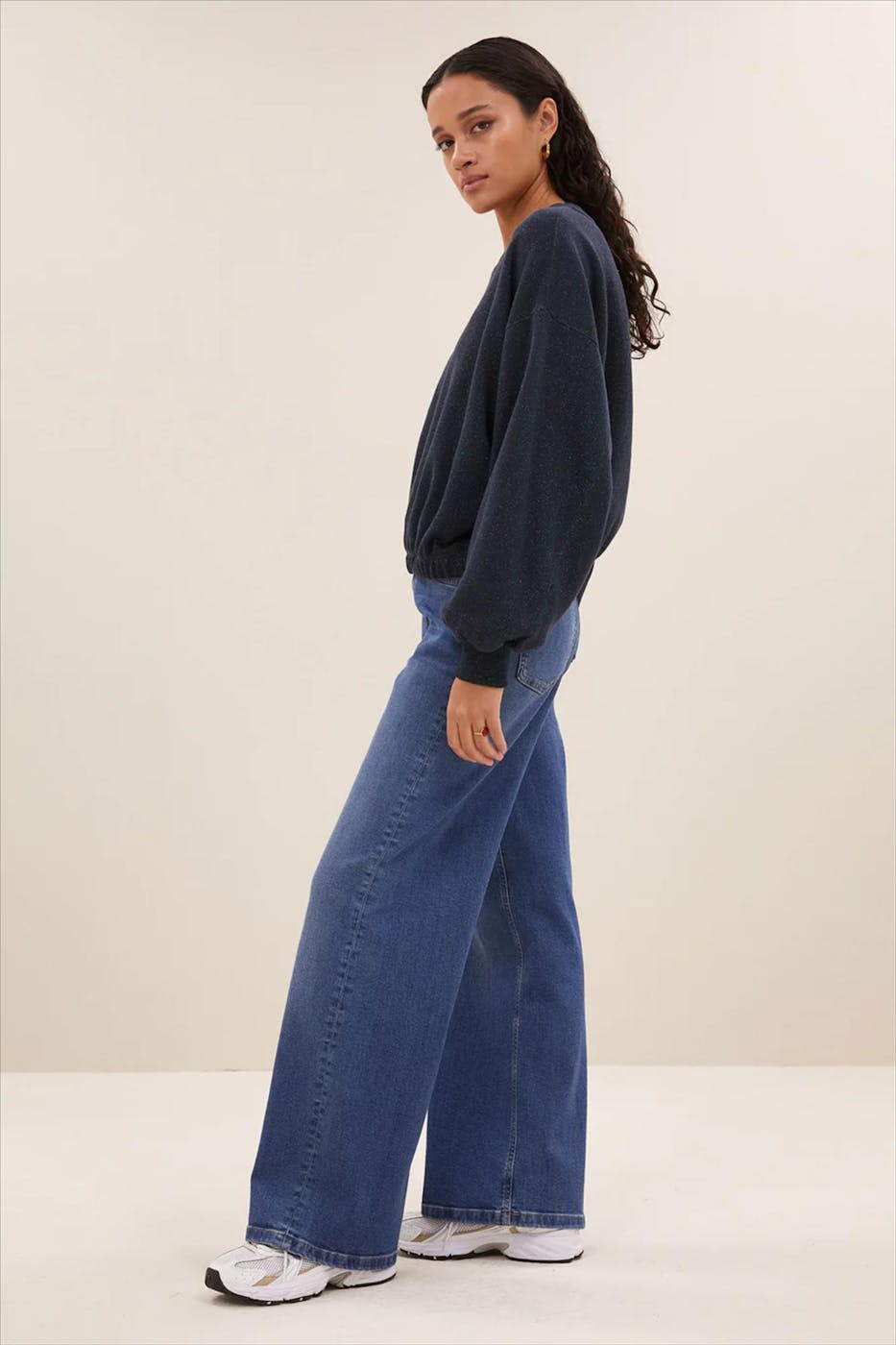 BY BAR - Donkerblauwe Bodil Sparkle sweater