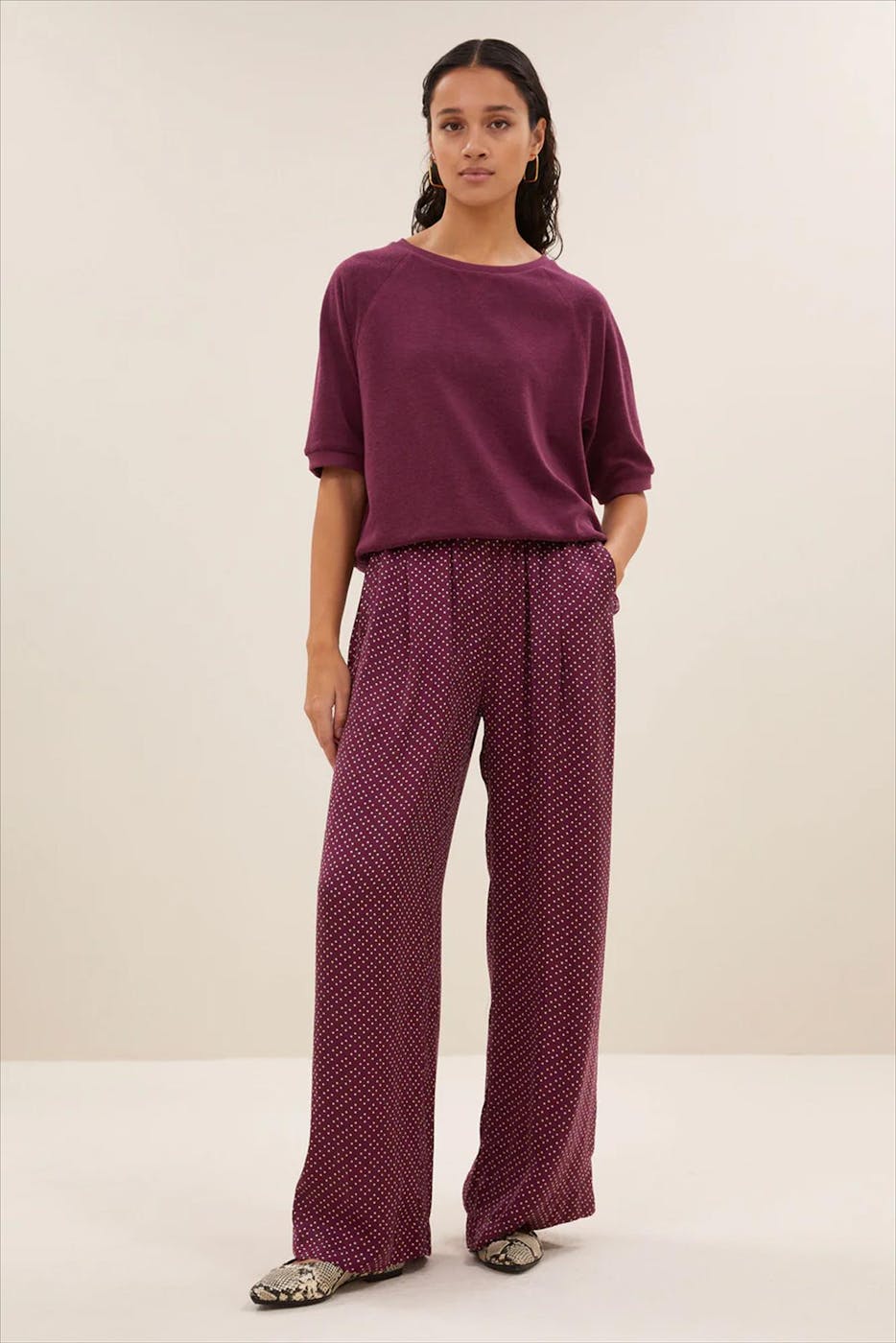 BY BAR - Bordeauxpaarse Neva Slub sweater