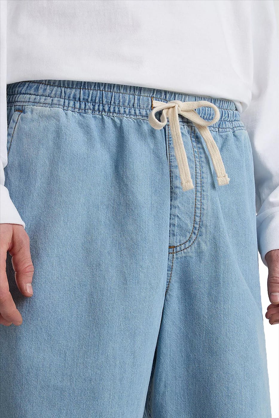 Vans  - Lichtblauwe Range jeansshort
