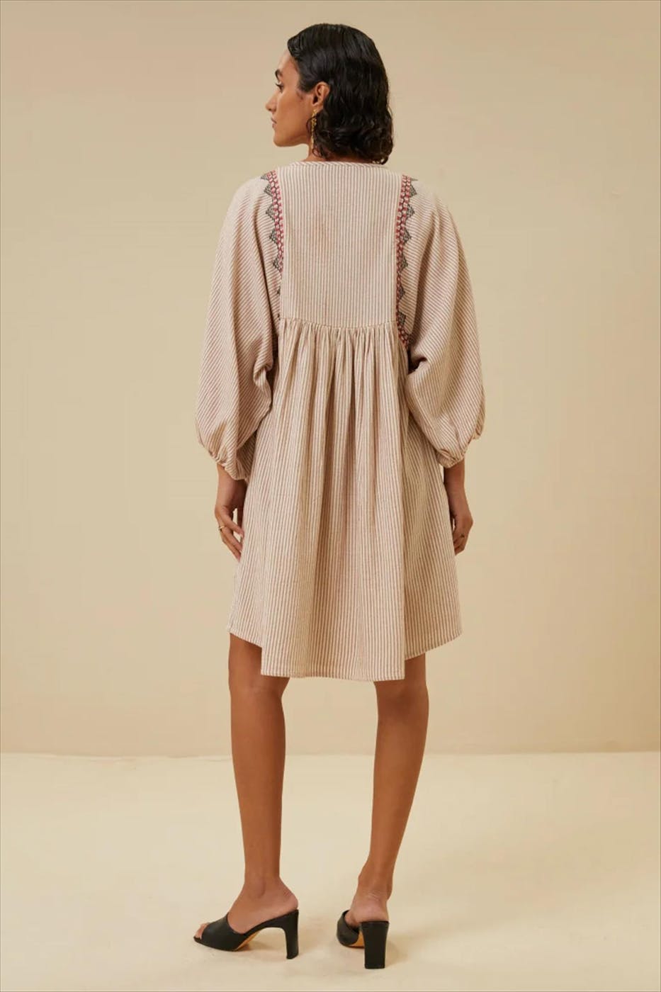 BY BAR - Beige Philou Handloom kleed