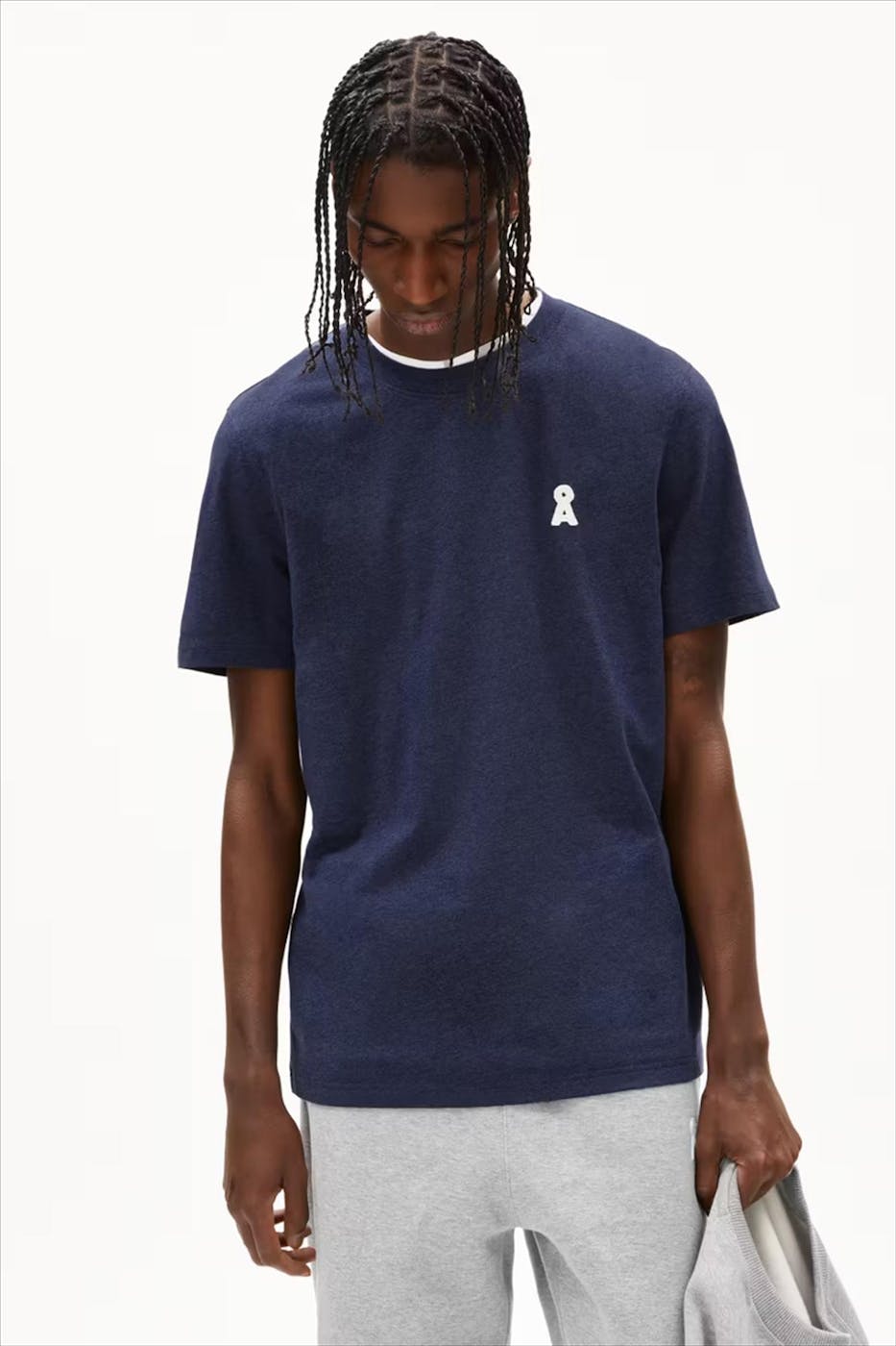 Armed Angels - Donkerblauwe Iconic Å Maarkos T-shirt